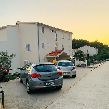 Damir * Gradac (Split-Dalmatia)