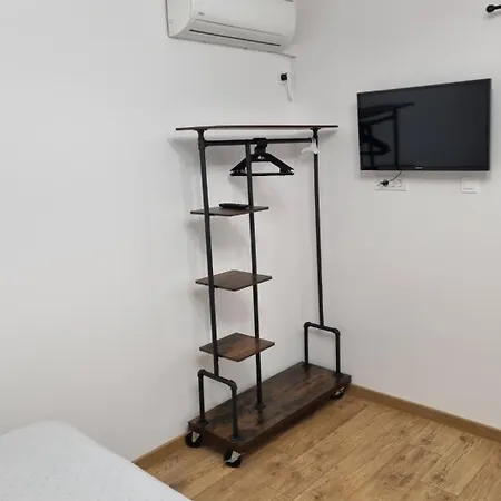 Damir * Gradac (Split-Dalmatia)