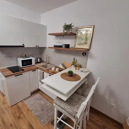 Damir Apartment Gradac (Split-Dalmatia)